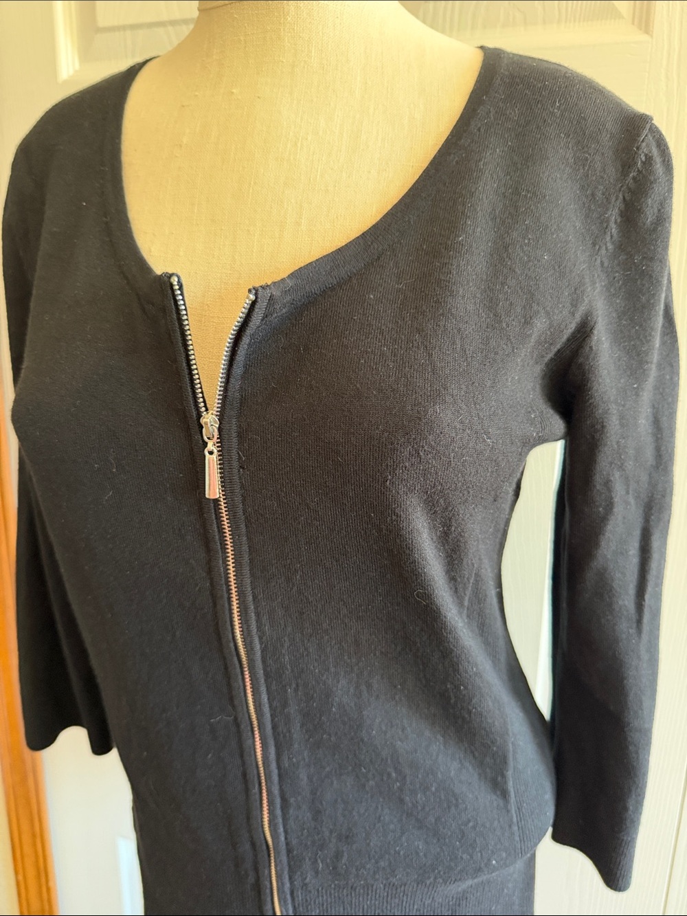 Premise Studio Black Knit Zip Up Cardigan with Silver Zipper-SZ Large
